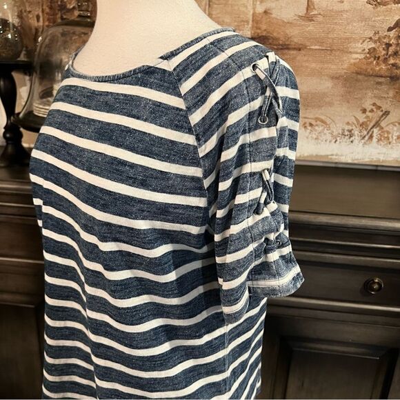 Jane & Delancey Top Navy & White Striped Laced sleeves size Medium - Picture 1 of 9